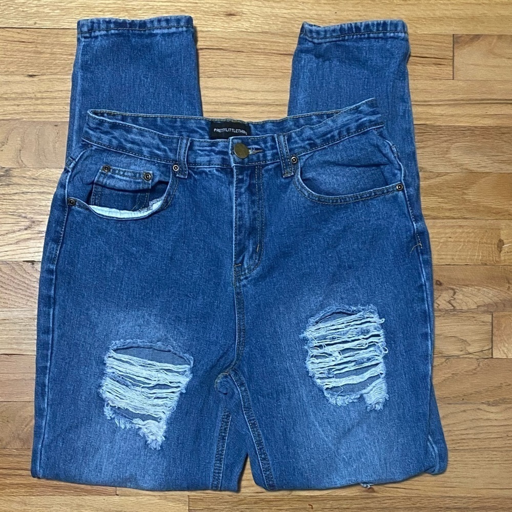 Pretty Little Thing Ripped Jeans